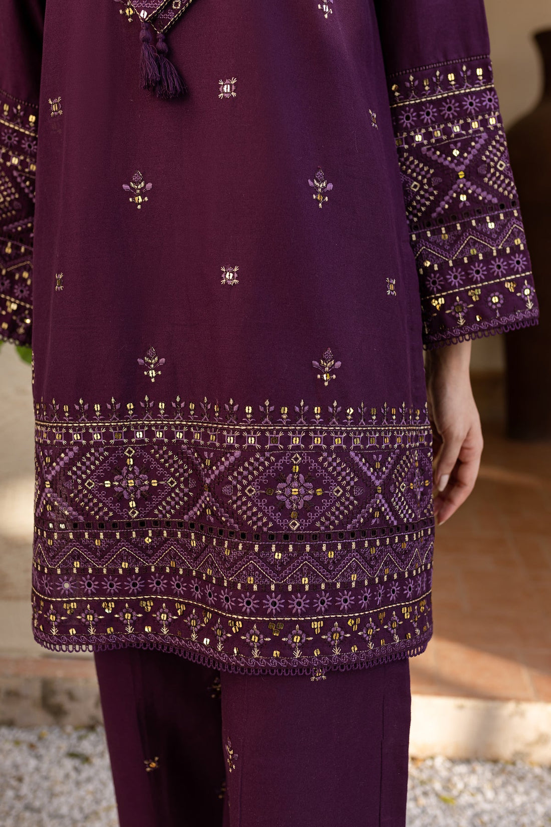 BATIK-2PC DHANAK EMBROIDERED SUIT KUN-108
