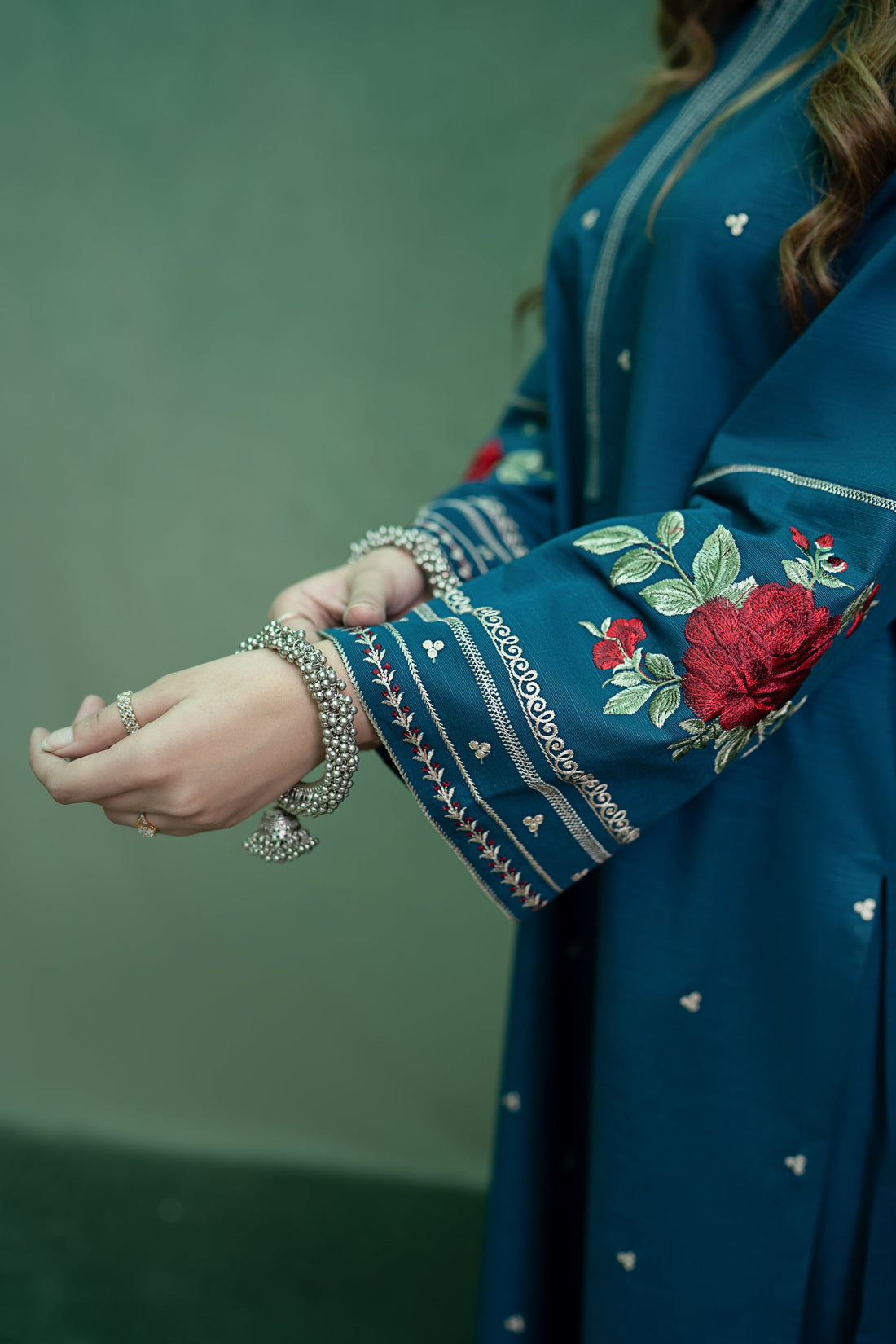 URGE-2PC DHANAK EMBROIDRED SUIT-KUN-101