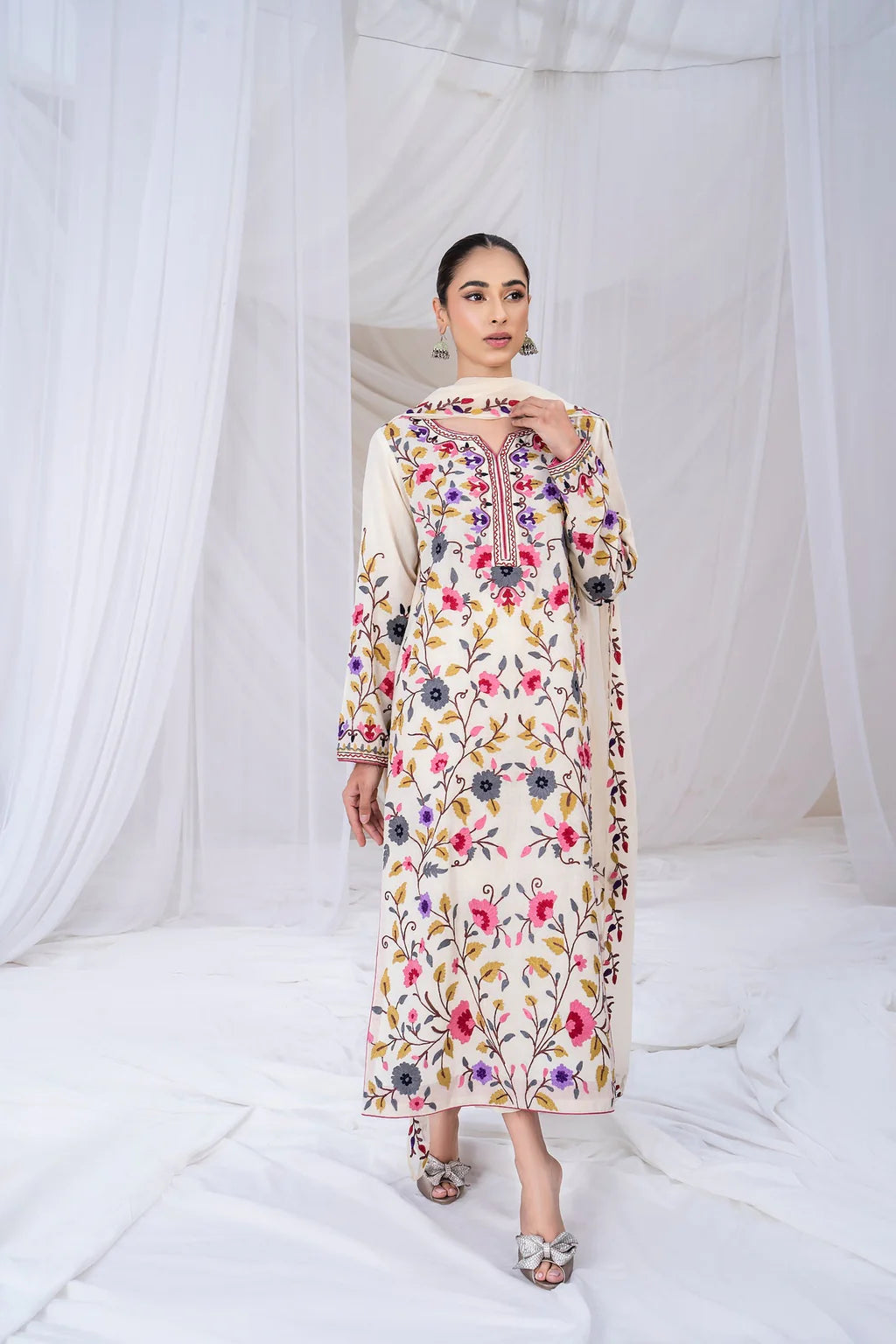 SAPPHIRE-3PC DHANAK EMBROIDERED SUIT-KUN-4299