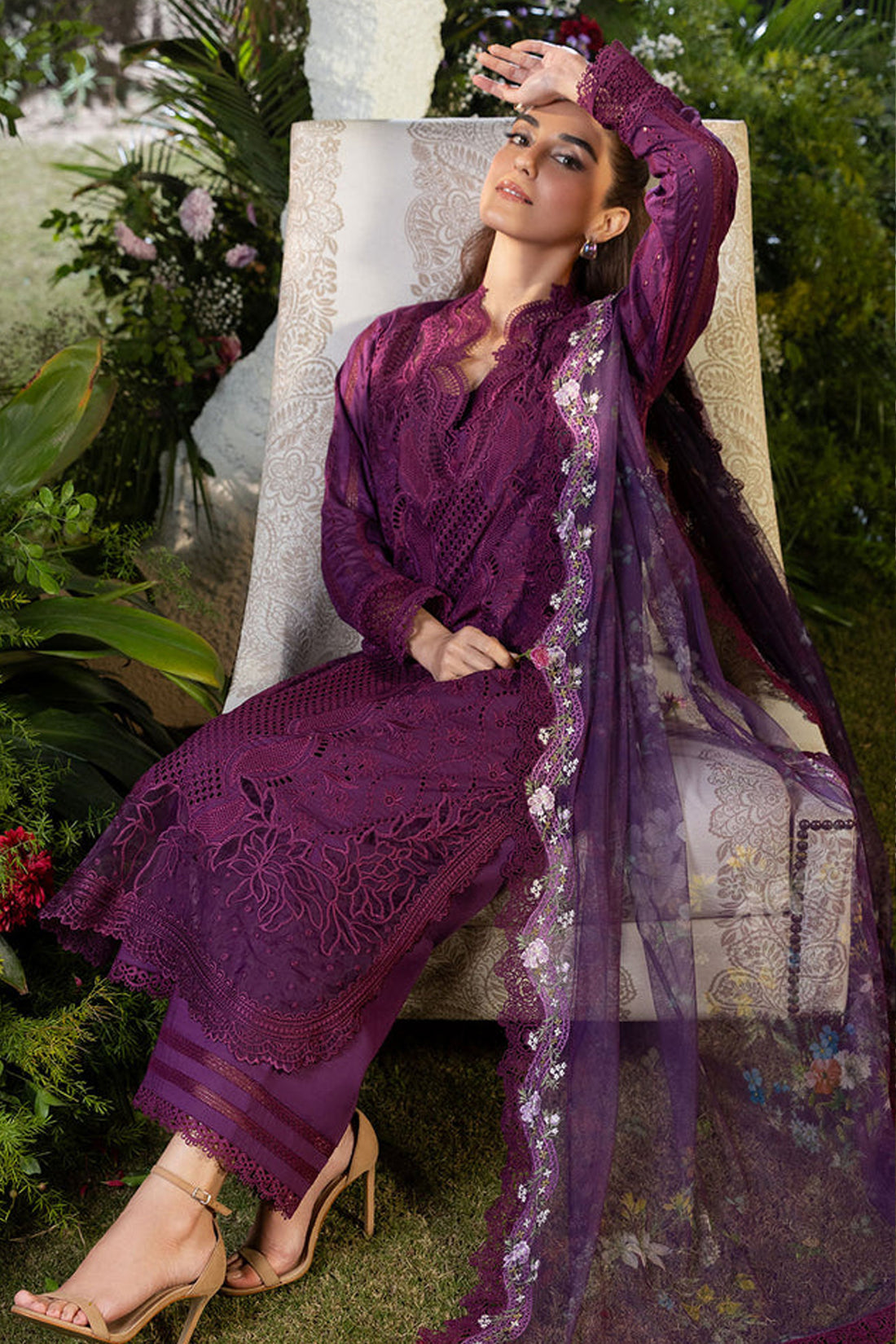 SOBIA NAZIR-3PC LAWN LASERCUT EMBROIDERED SHIRT WITH MONARK PRINT DUPATTA AND TROUSER KUN-3698