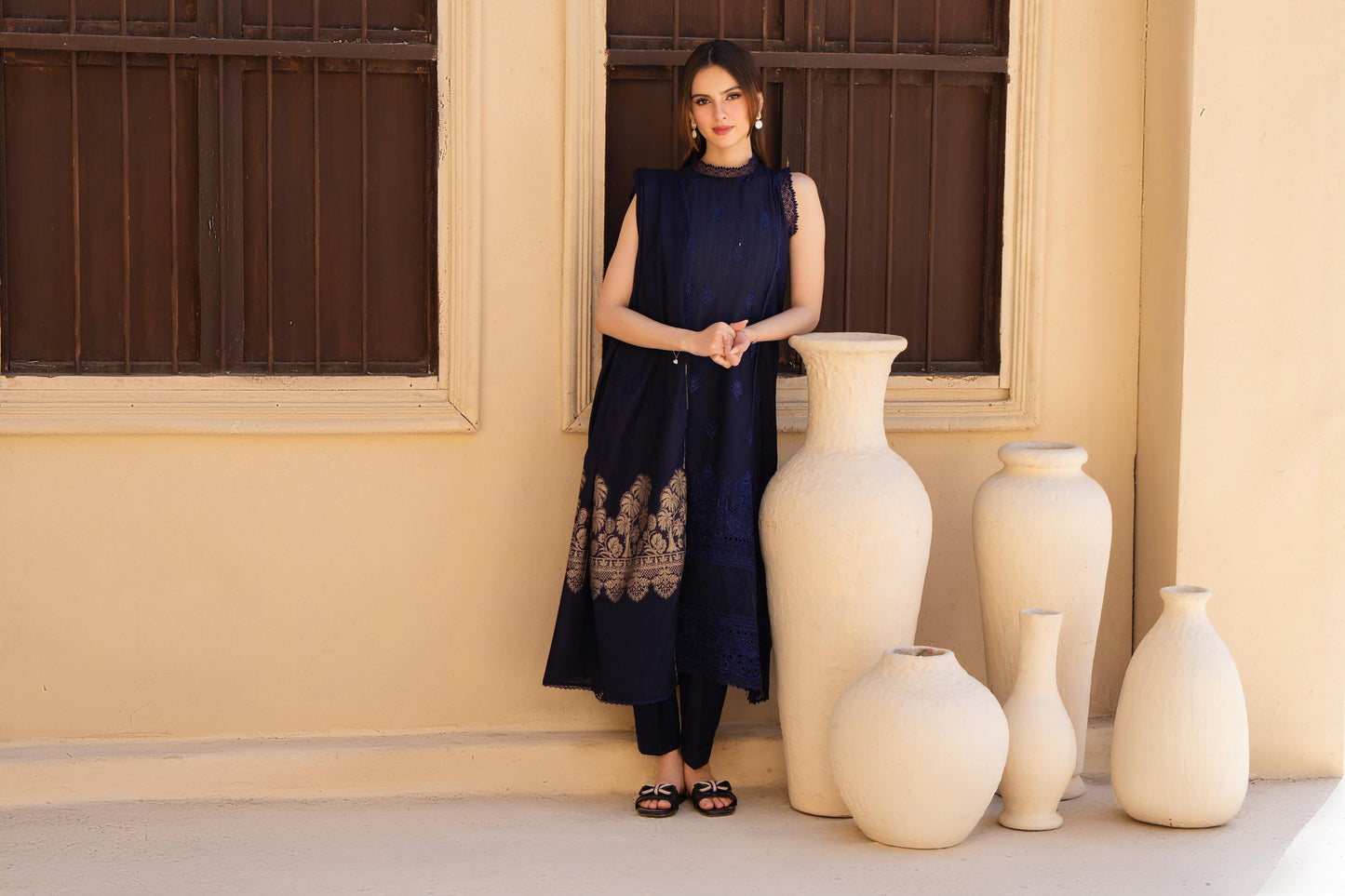 MIRAKHI-3PC LAWN CHIKENKARI EMBROIDERED SHIRT WITH LAWN JAQUARD PRINT DUPATTA -KUN-2004-N