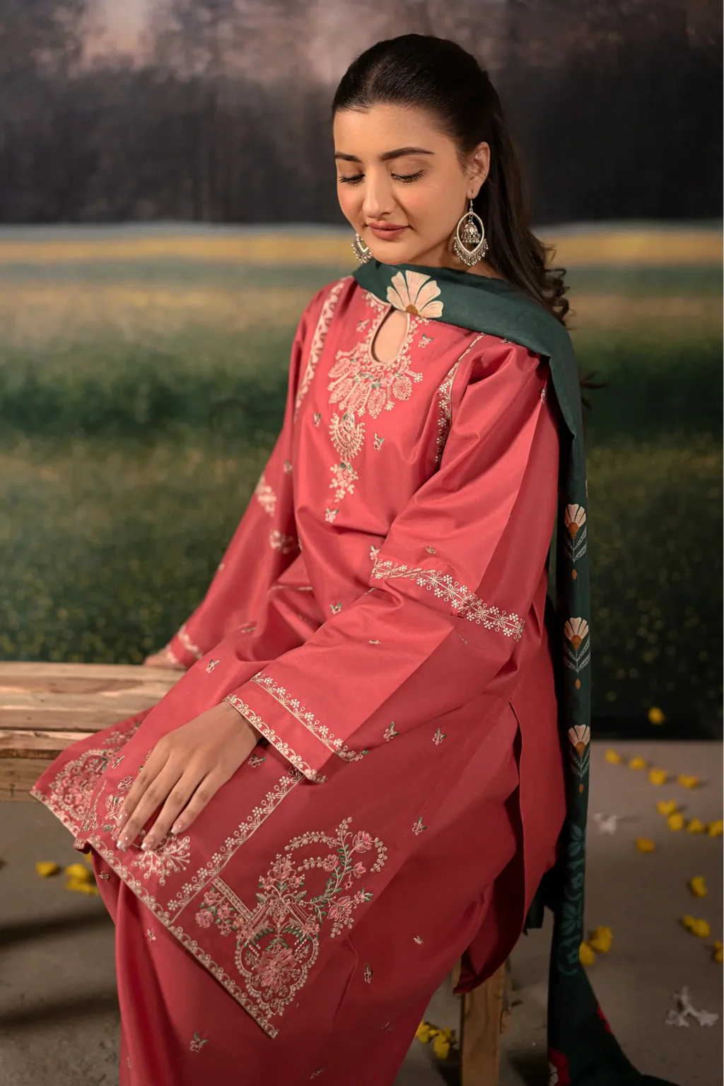 URGE-3PC DHANAK EMBROIDERED SUIT (KUN 4203)
