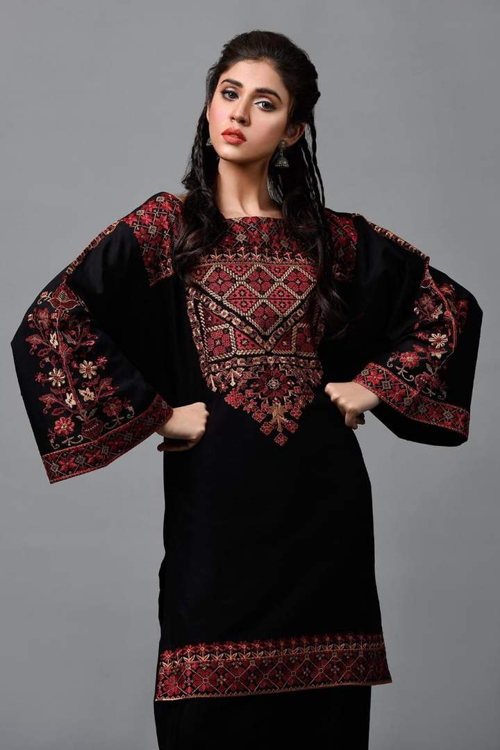 KAYSERIA- 3PC LAWN HEAVY EMBROIDERED SHIRT WITH BAMBER CHIFFON EMBROIDERED DUPATTA-kun-3315
