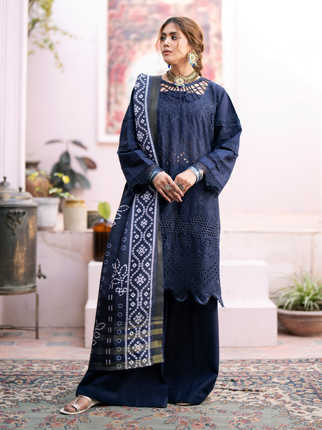 MAHNUR-3PC CHIKENKARI LAWN EMBROIDERED WITH DAIMOND PRINT DUPATTA- KUN-4026