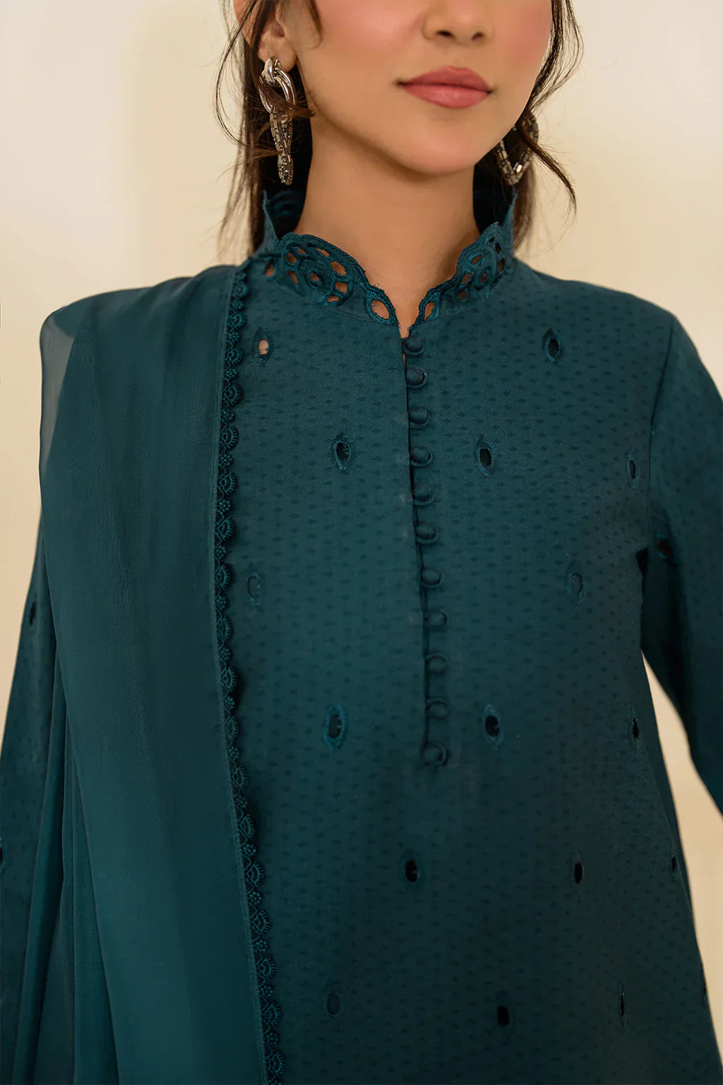 IZNIK - 3PC LAWN EMBROIDERED SUIT-KUN-3747