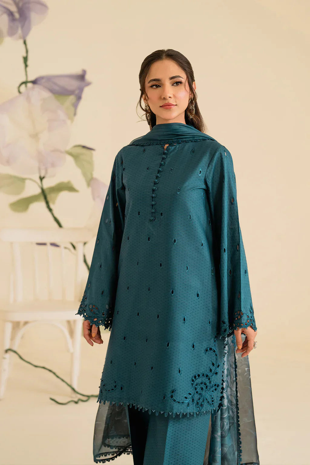 IZNIK - 3PC LAWN EMBROIDERED SUIT-KUN-3747