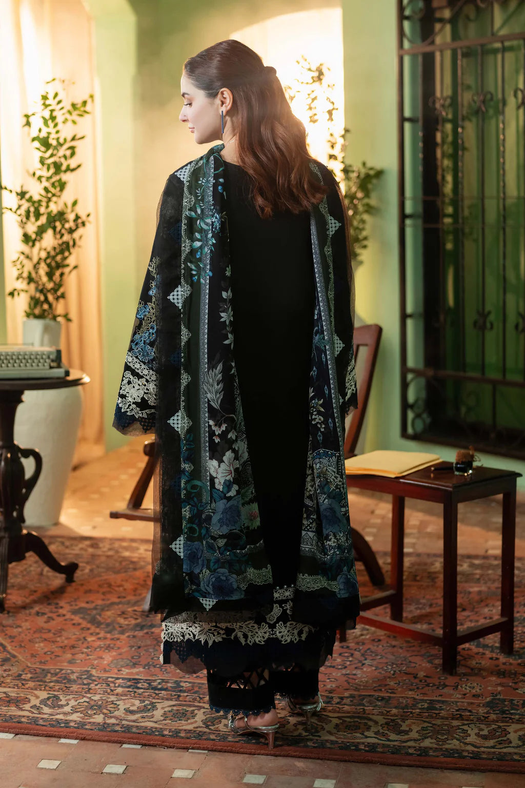 JADE-3PC DHANAK EMBROIDERED SUIT KUN-4223