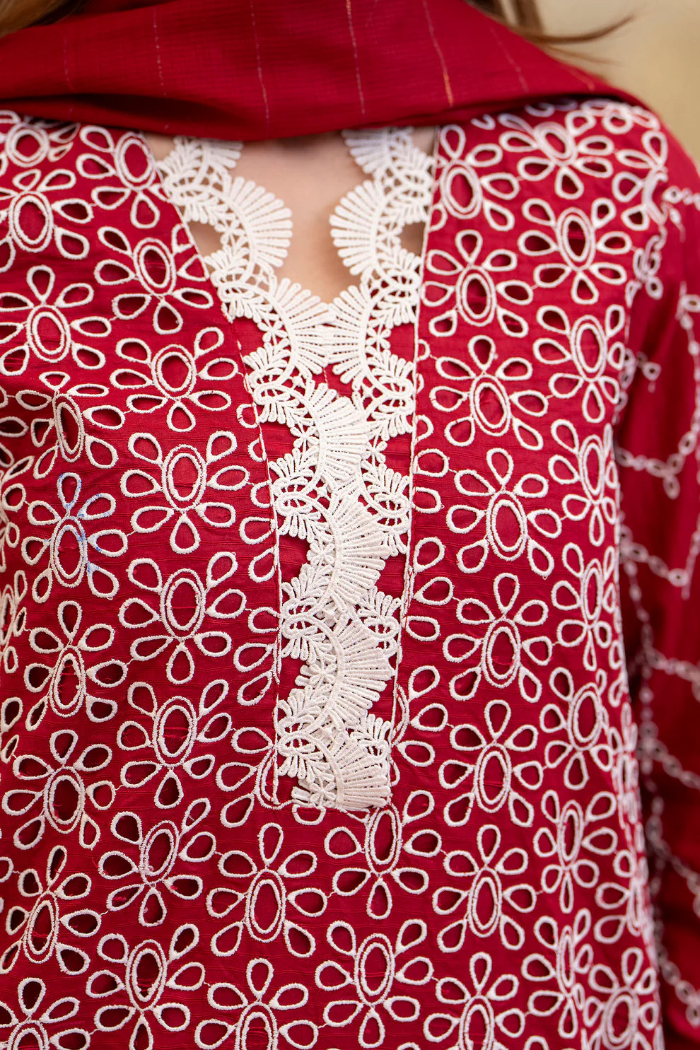 MIRAKHI-3PC LAWN CHIKENKARI EMBROIDERED SHIRT WITH LAWN TUBE SLUB DUPATTA-KUN-RED