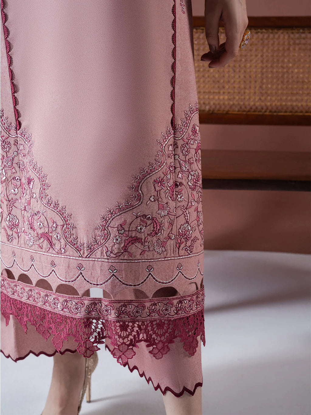 ASIM JOFA-3PC DHANAK EMBROIDERED SUIT-KUN-4186