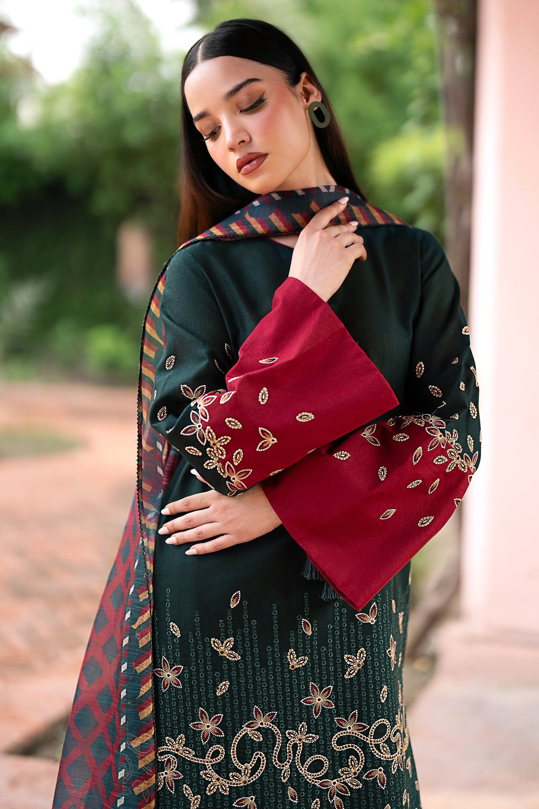 JAZMIN-3PC LAWN EMBROIDRED SHIRT WITH MONARK PRINT DUPATTA AND TROUSER-BIC-3605