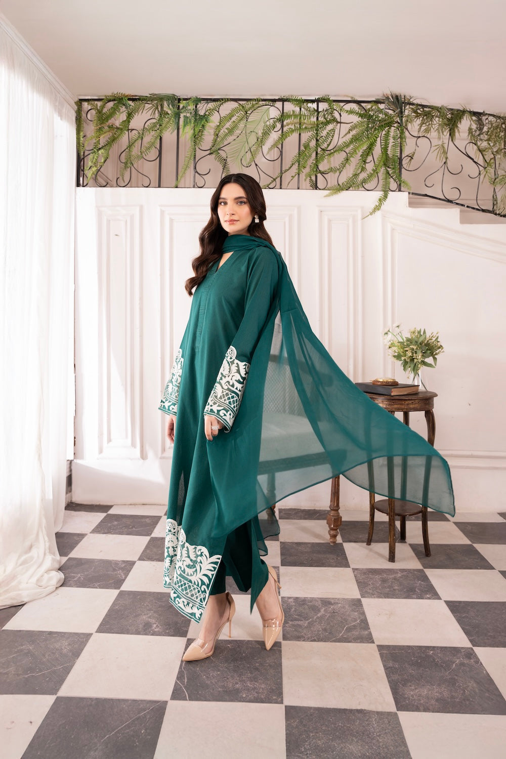 Asim Jofa-Lawn 3pc Embroidered Shirt With Bamber Chiffon Dupatta & Trouser-KUN-3577