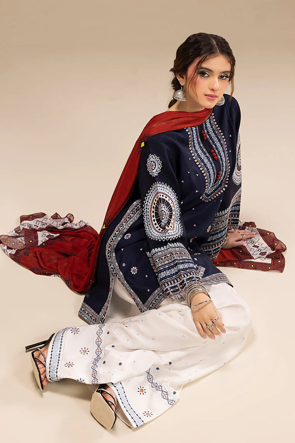 JAZMIN-3PC DHANAK EMBROIDERED SUIT KUN-4080