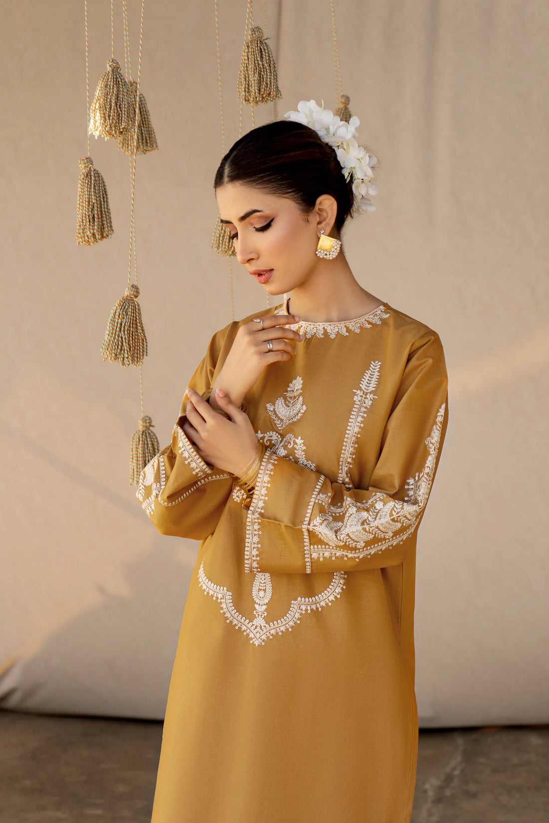 URGE- 2PC LAWN HEAVY EMBROIDERED SHIRT EMBROIDERED SLEEVES AND TROUSER -KUN -2954