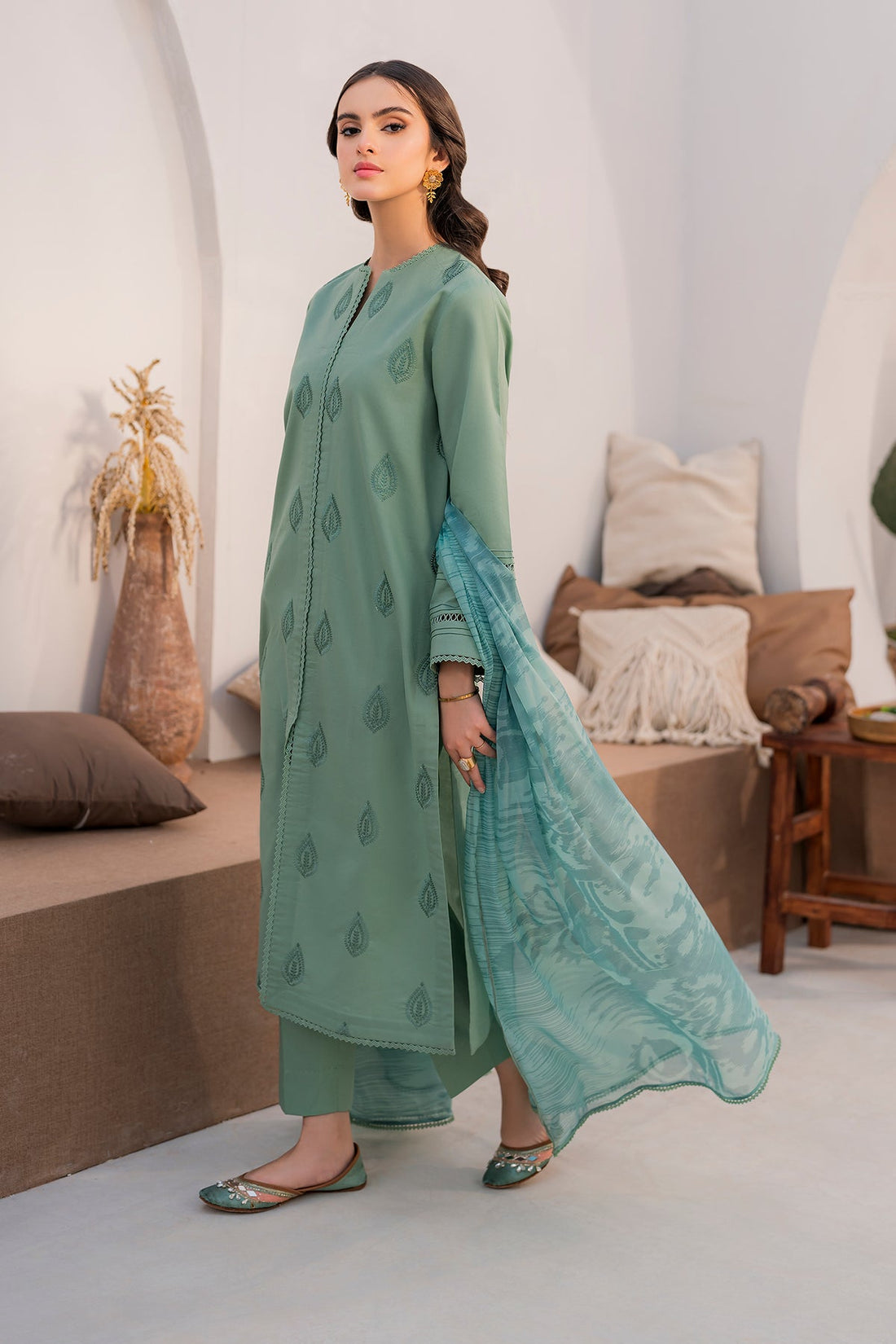 HANA- 3PC LAWN EMBROIDERED SHIRT WITH MONARK PRINT DUPATTA AND TROUSER-KUN-2867