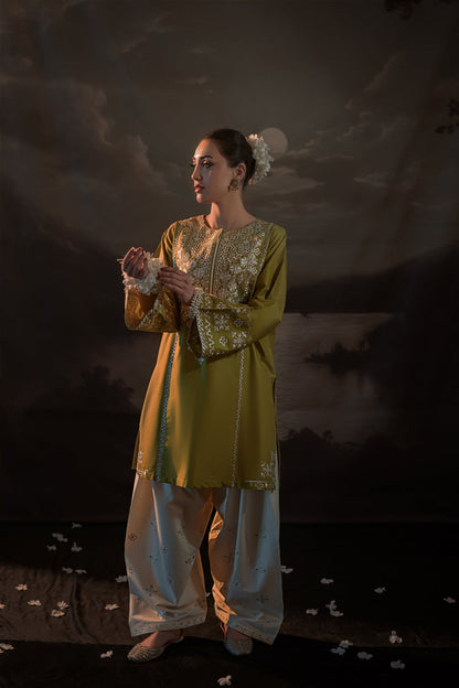 URGE-2PC LAWN EMBROIDERED SUIT KUN-113
