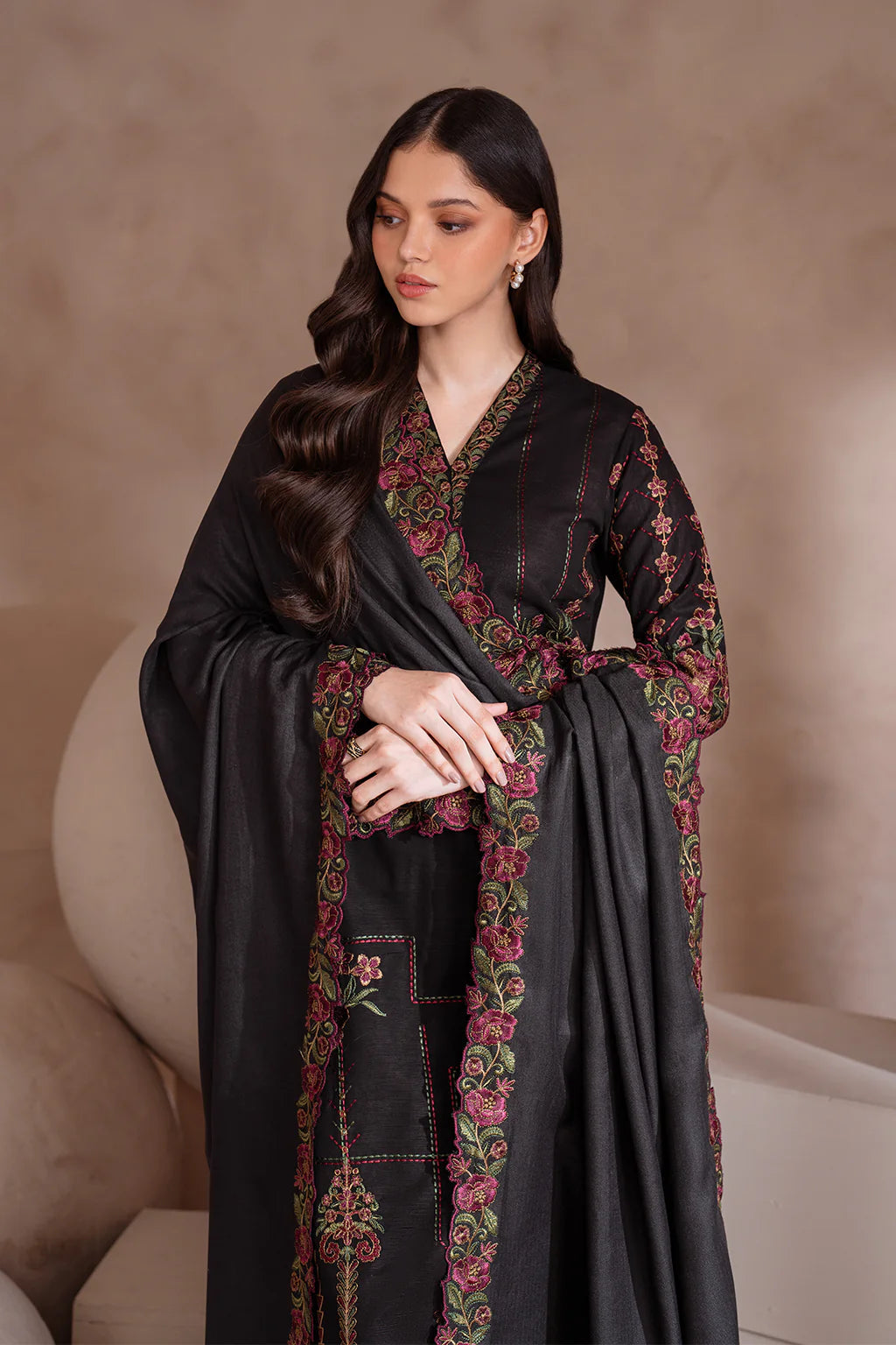 IZNIK-3PC LAWN EMBROIDERED SHIRT WITH CHIFFON EMBROIDERED DUPATTA & TROUSER-KUN -1084