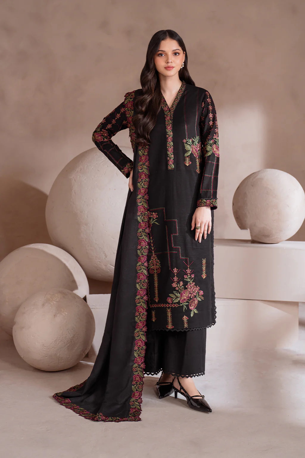 IZNIK-3PC LAWN EMBROIDERED SHIRT WITH CHIFFON EMBROIDERED DUPATTA & TROUSER-KUN -1084