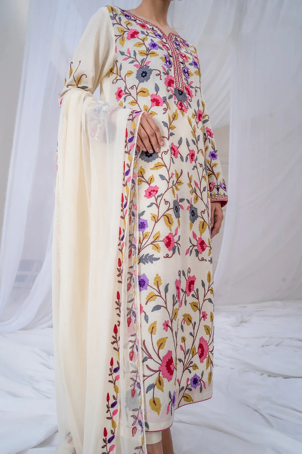 SAPPHIRE-3PC DHANAK EMBROIDERED SUIT-KUN-4299