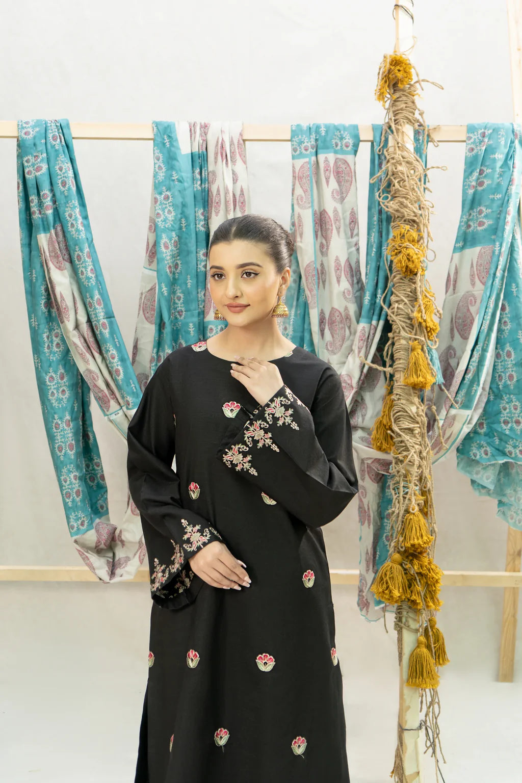 URGE-2PC DHANAK EMBROIDERED SUIT-KUN-111