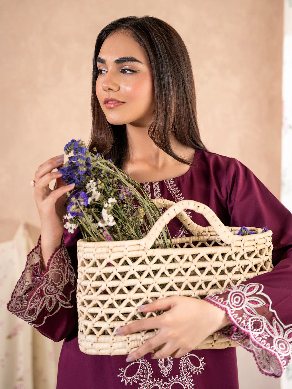 IZEL-2PC DHANAK EMBROIDERED SUIT-KUN-102