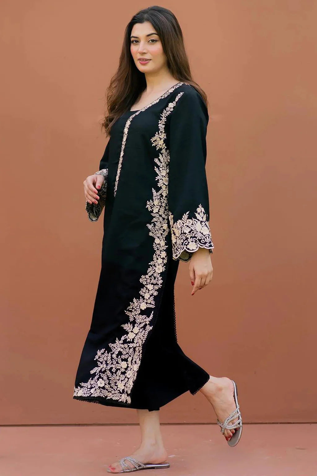 LAJWANTI-2PC DHANAK EMBROIDERED SUIT-114
