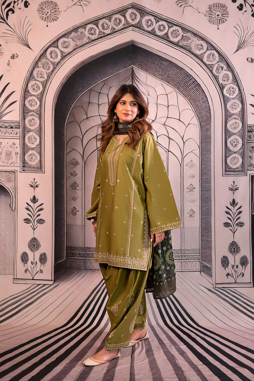 URGE-3PC DHANAK EMBROIDERED SUIT-KUN-4126