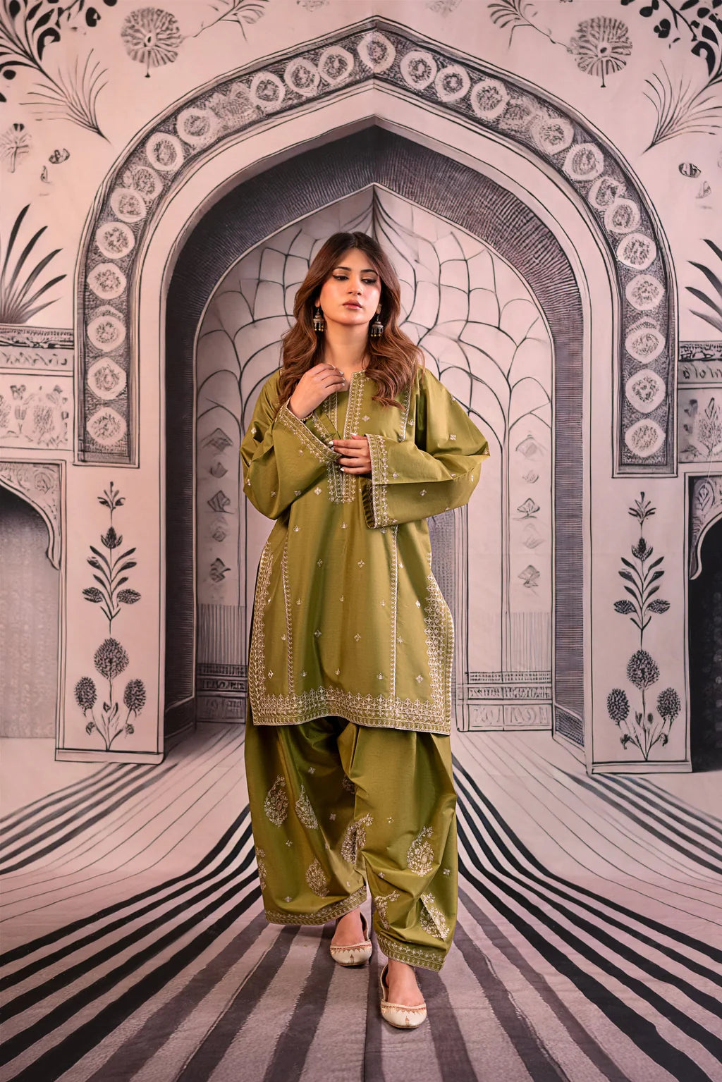 URGE-3PC DHANAK EMBROIDERED SUIT-KUN-4126