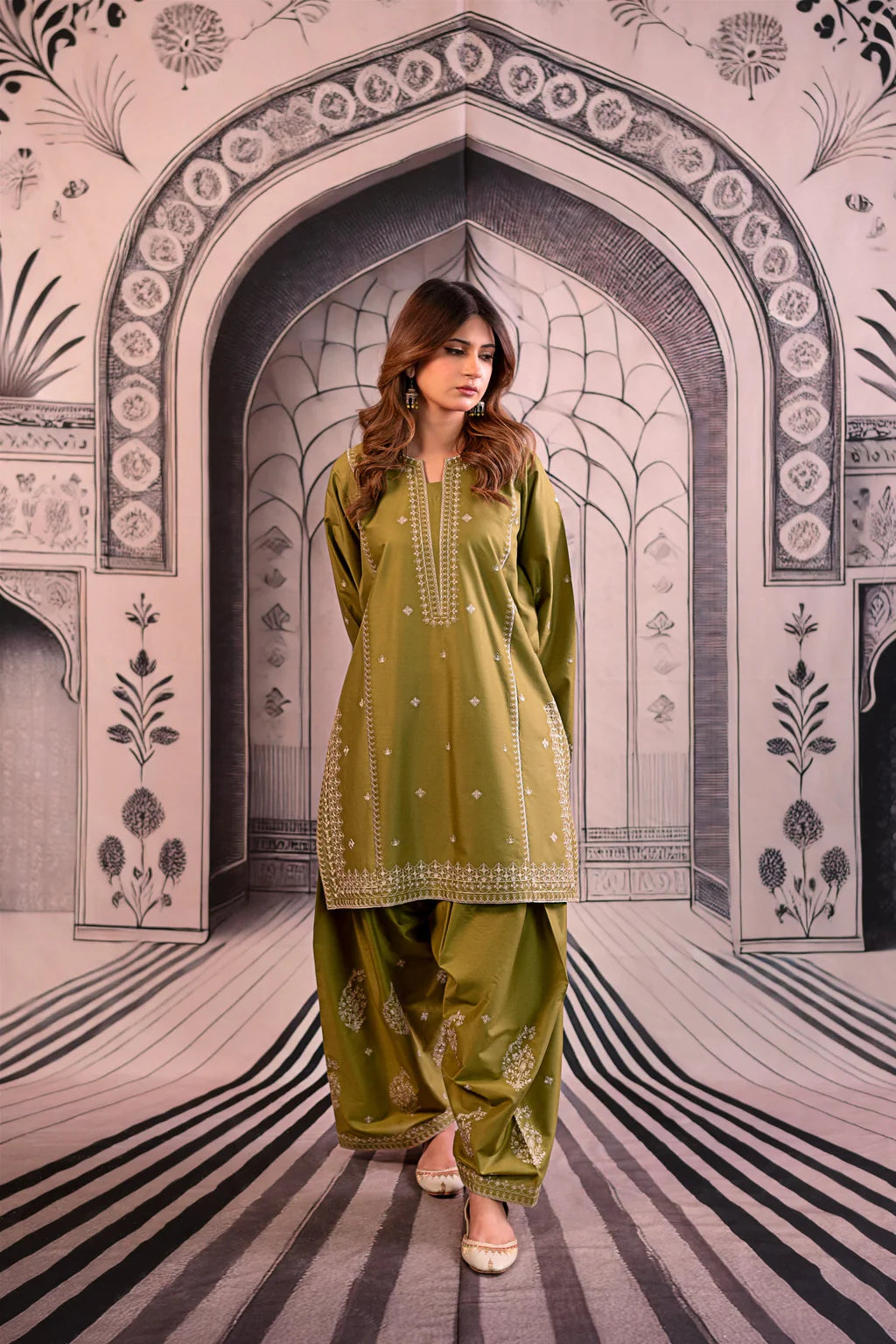 URGE-3PC DHANAK EMBROIDERED SUIT-KUN-4126