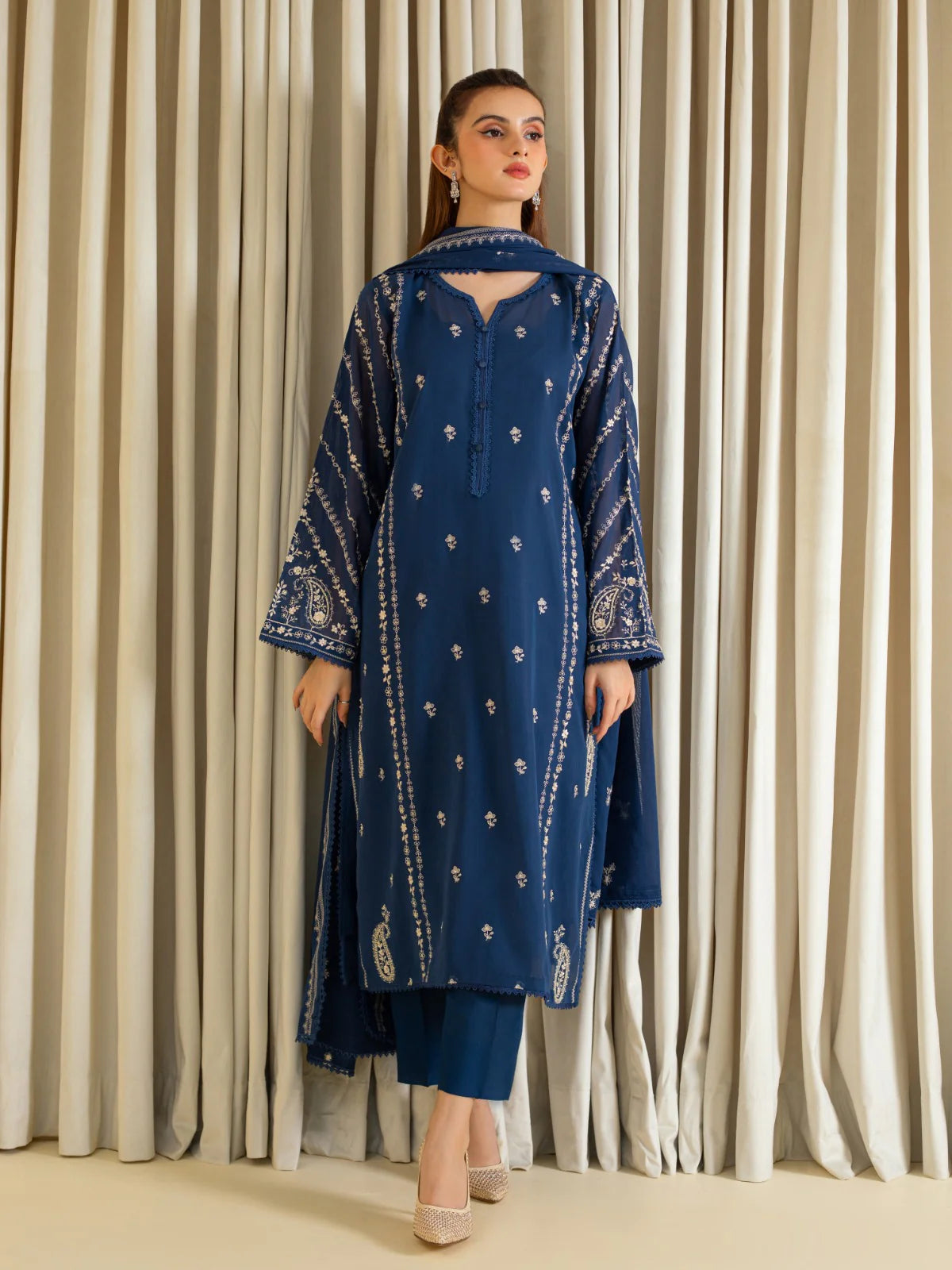 AGHA NOOR-3PC DHANAK EMBROIDERED SUIT KUN- 2358