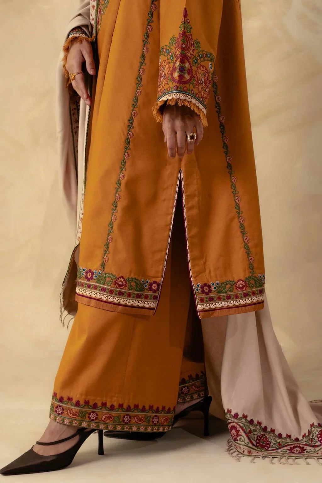 ZARA SHAH JAHAN-3PC DHANAK EMBROIDERED SUIT-KUN-4009